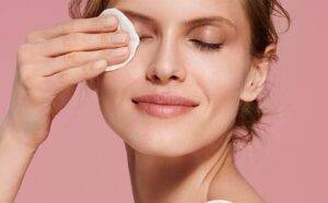 banner 2 1 300x186 - آرایشی و بهداشتی